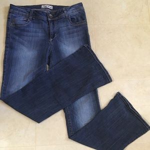 L.e.i. Jeans